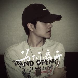 倾辛被多人调教炸精
